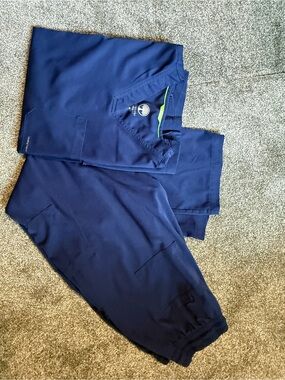 healing hands Navy Blue Men’s Scrub Set